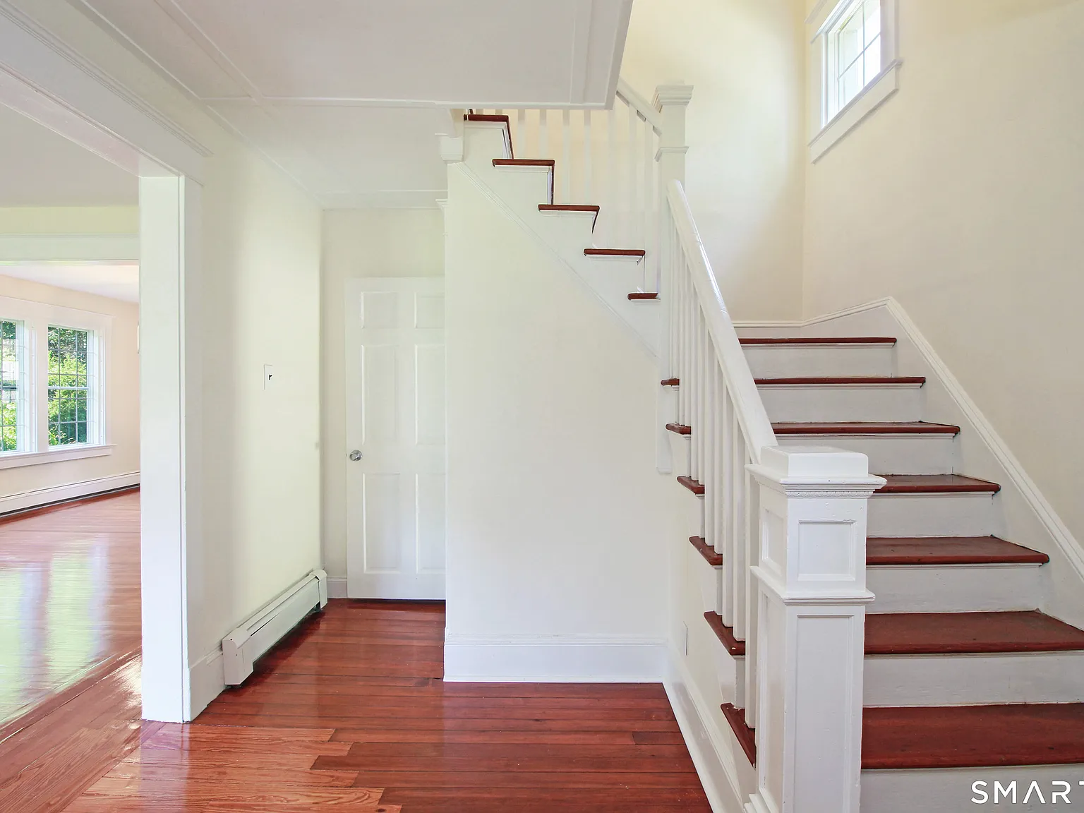 3 bed, 1.0 bath, 1530 sqft, $3,000 — Photo 3