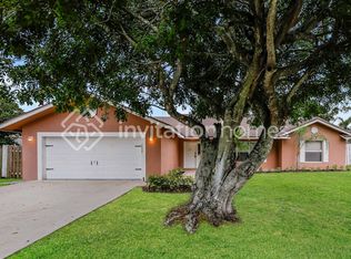 13830 Geranium Pl, Wellington, FL 33414