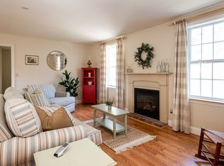 8 Candlewick Ln, Cumberland, ME 04021