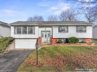 7487 Northway Dr, Hanover Park, IL 60133