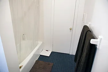 Rented by APT212 INC