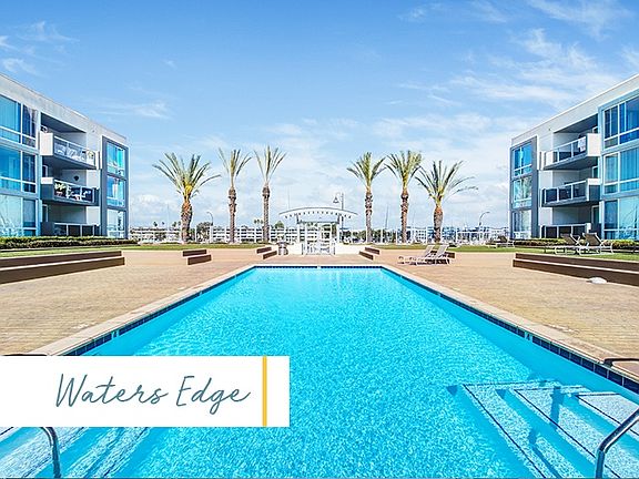 Waters Edge at Marina Harbor