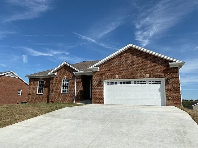 1st image of 1027 Tamworth Ln