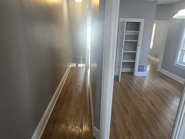 Rutherford Ave — Photo 15