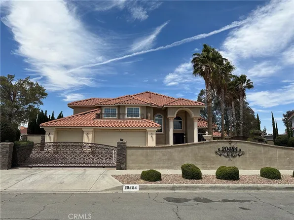 20484 Half Moon Ct, Apple Valley, CA 92308
