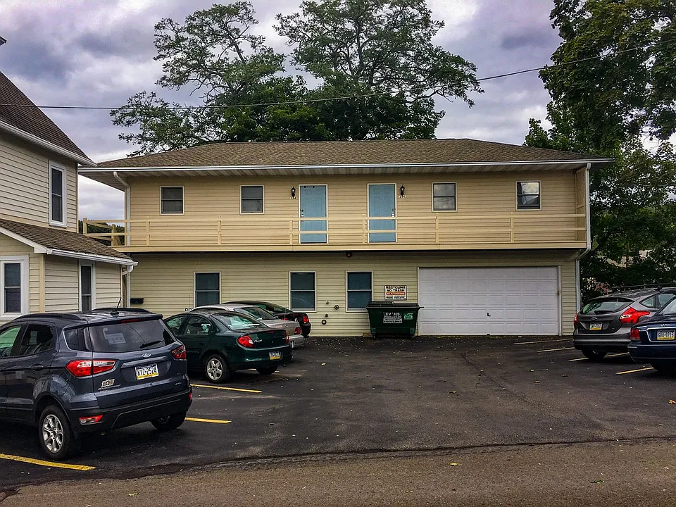 396 Penn Argyle Ave