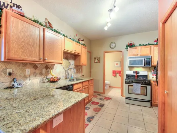 2066 Parkway Ave #31003, Shakopee, MN 55379