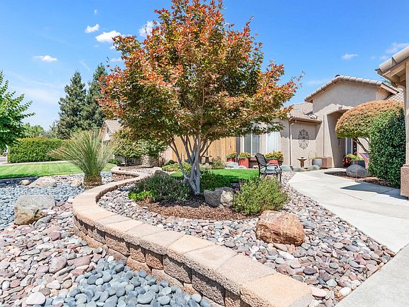 5th image of 2328 E Beech Court