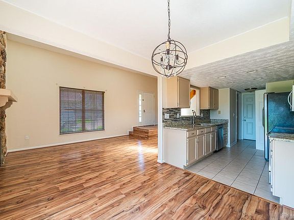 2nd image of 2063 Foxknoll Dr