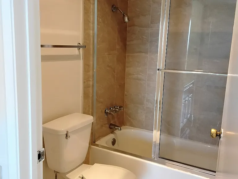 Wilshire Villa — Photo 34
