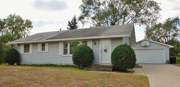 1st image of 11600 N Heights Dr NW