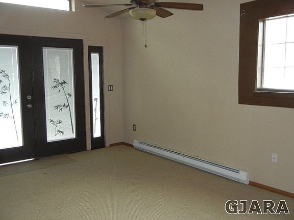 3rd image of 560 Greenwood Dr