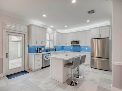 8042 Murano Circle, Palm Beach Gardens, FL, 33418