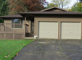 8825 SW 14th Ave, Portland, OR 97219