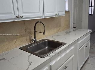 3121 NW 103rd St #3, Miami, FL 33147