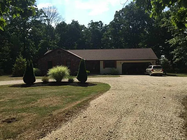 8276 Riley Rd, Celina, OH 45822