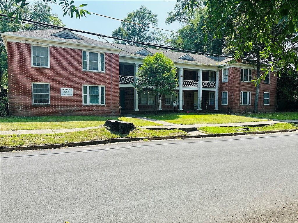 204 S School St, Tuskegee, AL 36083 Zillow