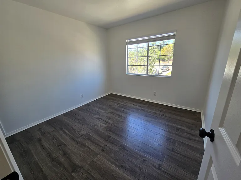 901 Acorn Ln — Photo 19