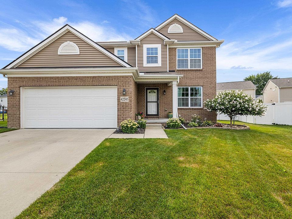 1st image of 42245 Mandalay Ct