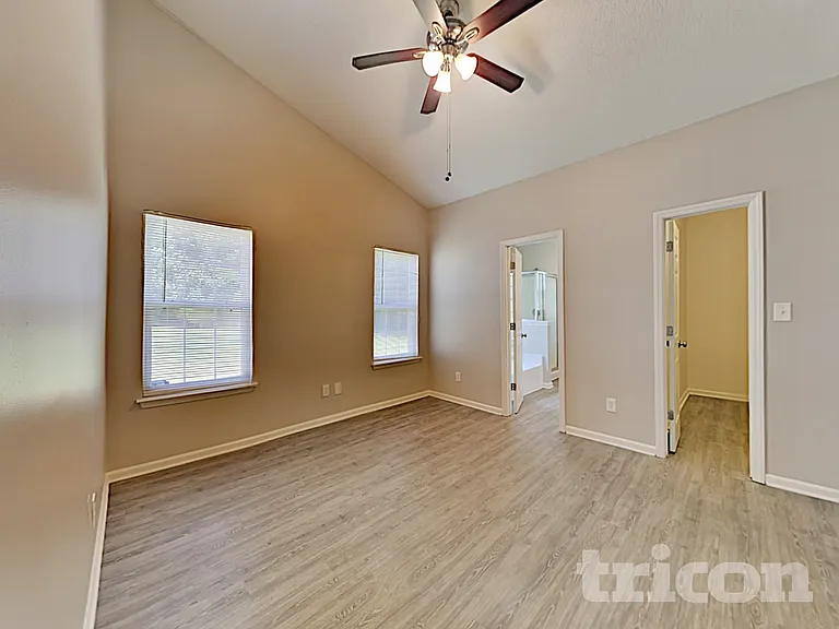 1904 Nigel Ct — Photo 9