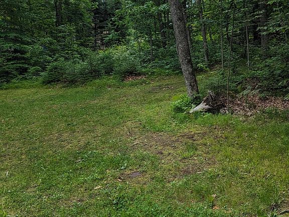 3rd image of W Shore Heights Ln
