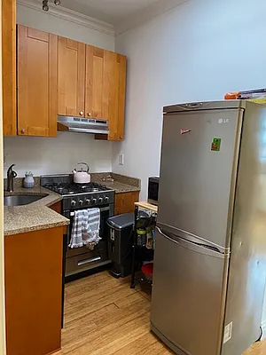 Rented by Aryeh Realty | media 40