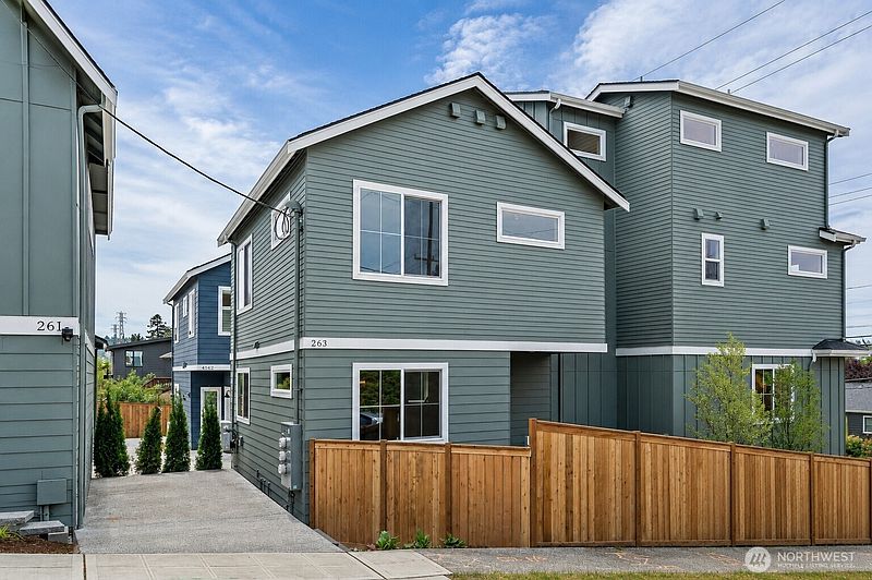 2nd image of 263 NW 42nd Street