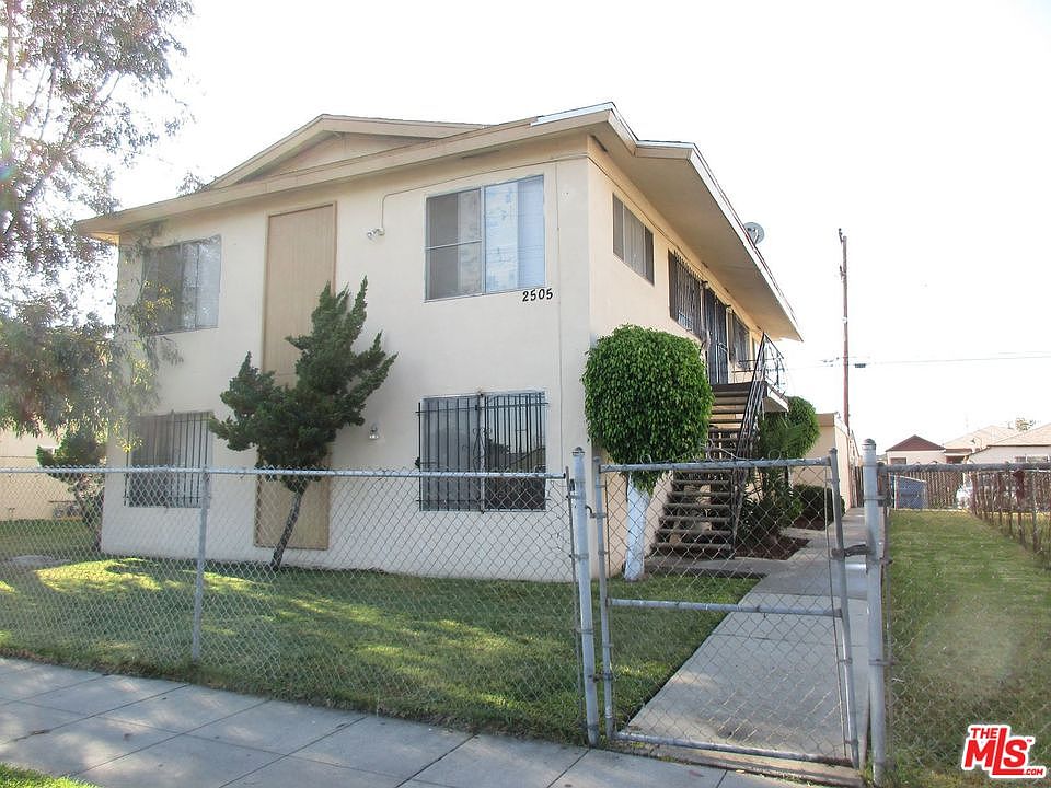 2nd image of 2505 W Compton Blvd