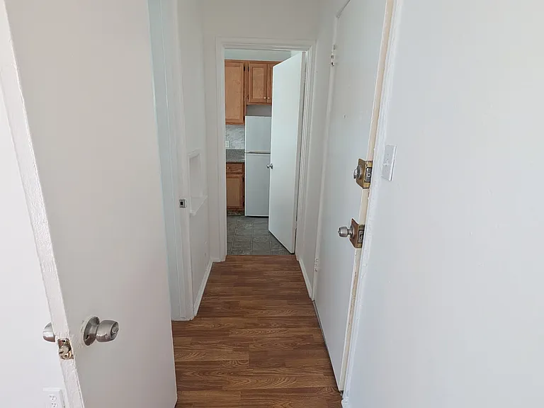 1067 N Saint Andrews Pl #26 — Photo 3