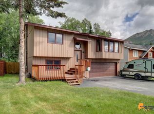 8831 Plunge Creek Cir, Eagle River, AK 99577