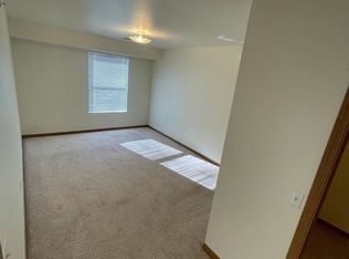 2125 McComb Rd APT 206, Stoughton, WI 53589