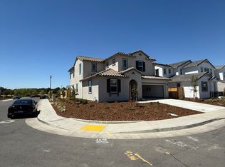 2897 Knightsbridge Ln, Roseville, CA 95747