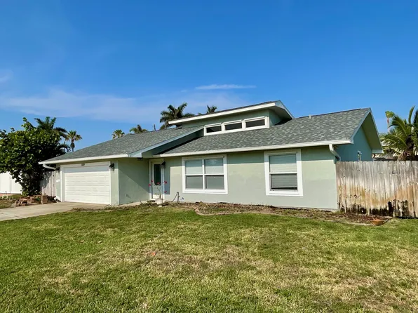 189 Ocean Breeze Cir, Indialantic, FL 32903