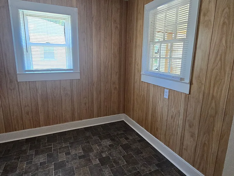 612 Oakshade Ave — Photo 17
