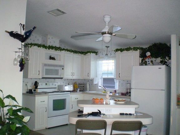 2nd image of 4530 Robert E Lee Blvd E
