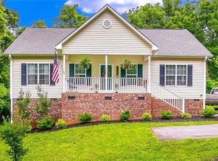 114 Fox St, Randleman, NC 27317