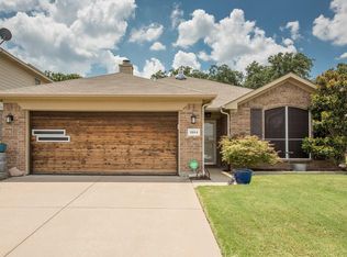 1804 Kingsbrook Trl, Fort Worth, TX 76120