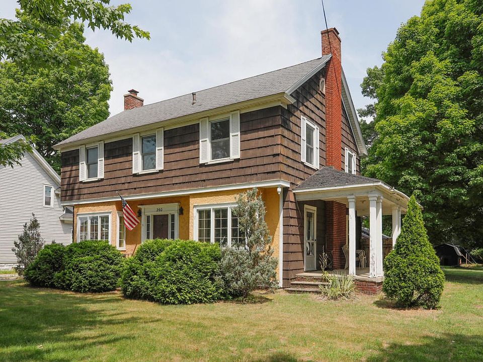 260 W Allegan St-101