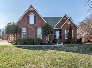 815 Henry Ln, Murfreesboro, TN 37129