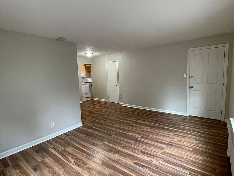 180-196 Spring Ave #184-1 — Photo 6