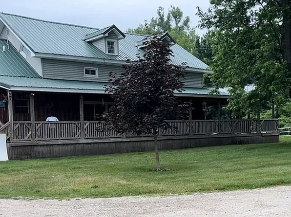 10139 Cadmus Rd, Clayton, MI 49235