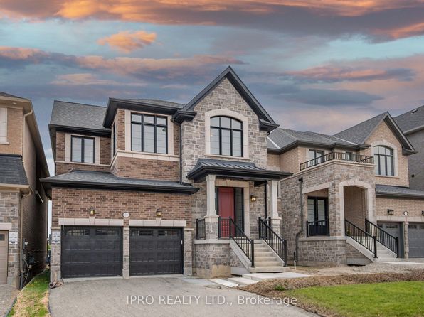 1341 Blackmore St, Innisfil, ON L9S 0J8