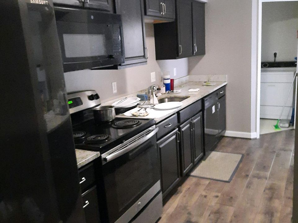 1st image of 613 Admiral Dr Unit 208