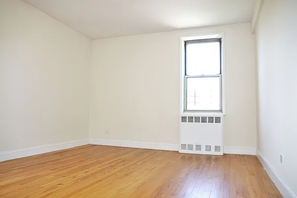 Rented by J A K Realty Inc | media 8