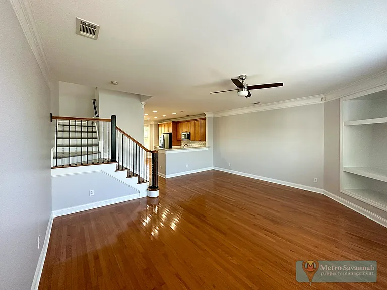 303 Lake View Dr — Photo 11