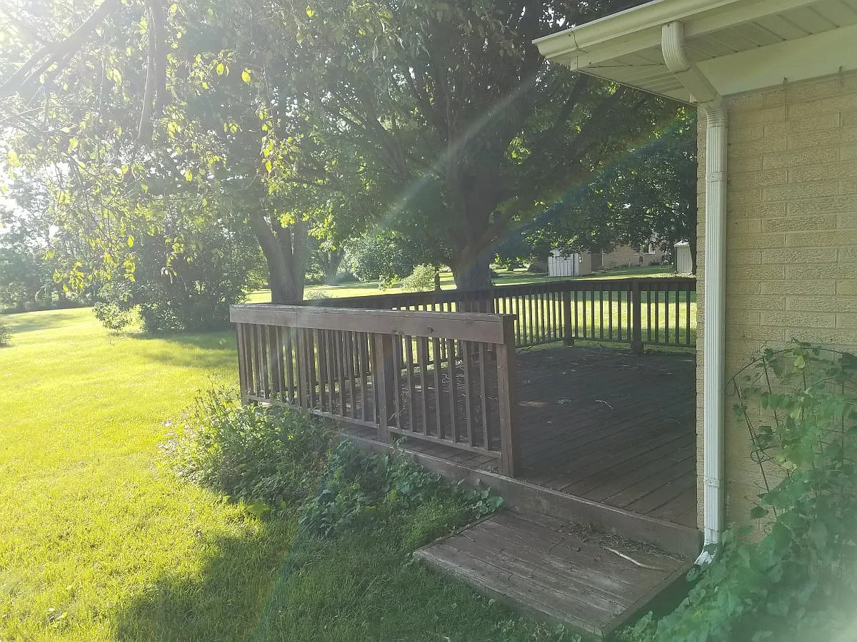4 bed, 2032 sqft, $2,600 — Photo 2