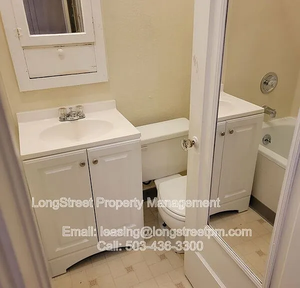 1745 NW Jackson Ave #4 — Photo 11