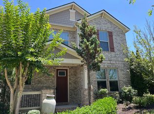 300 Hidden Cove Ln, Matthews, NC 28104