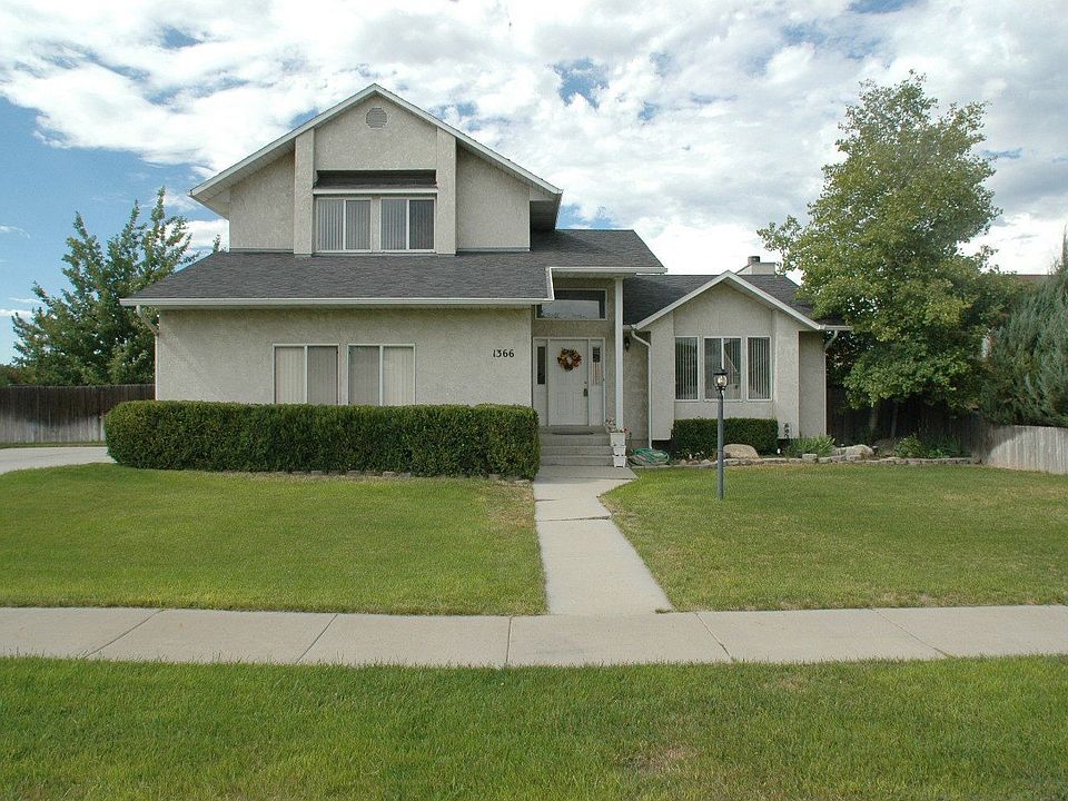 1st image of 1366 W Parliament Ave