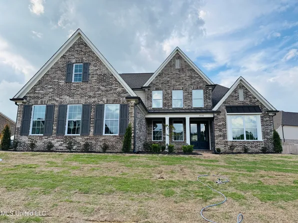 9590 McElroy Farms Dr, Olive Branch, MS 38654